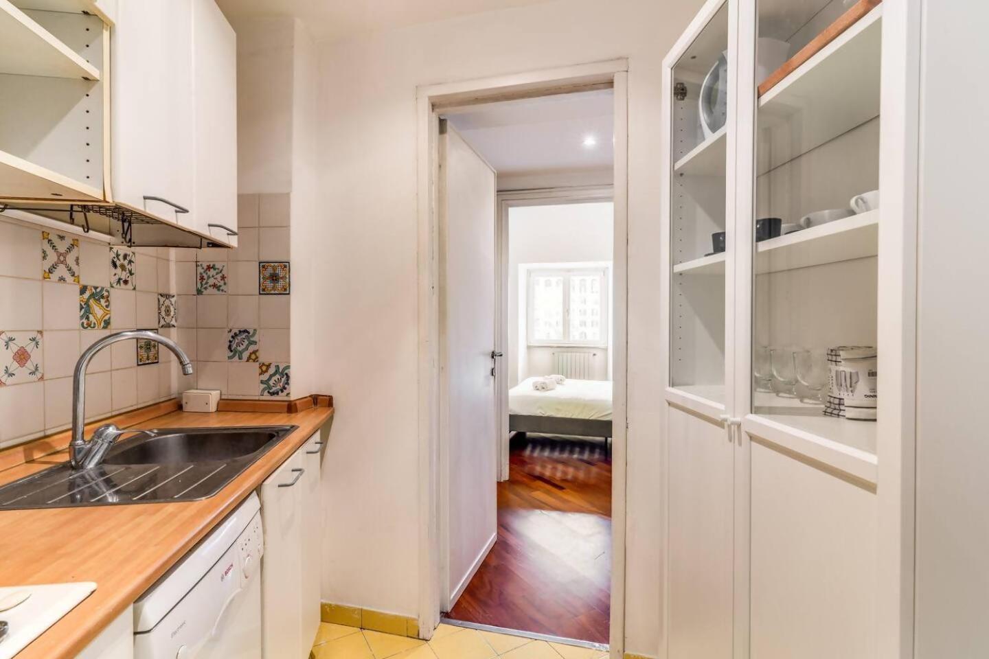 Splendid Flat On The Tiber River Rzym Zewnętrze zdjęcie