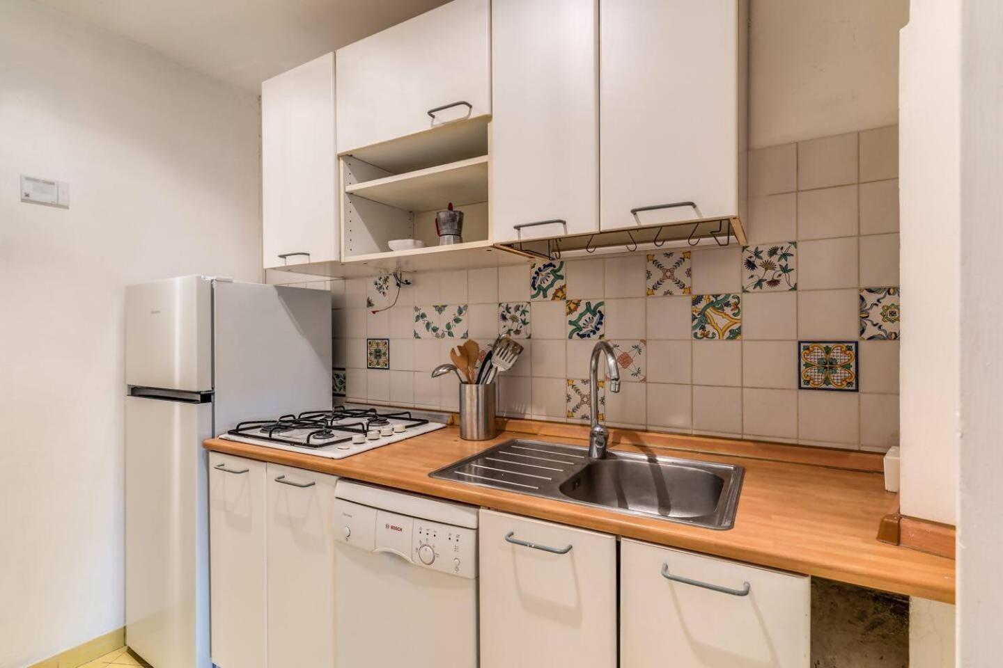 Splendid Flat On The Tiber River Rzym Zewnętrze zdjęcie