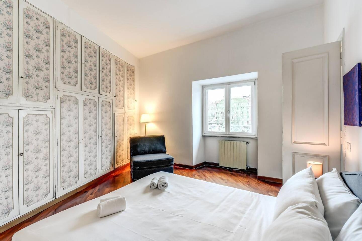 Splendid Flat On The Tiber River Rzym Zewnętrze zdjęcie