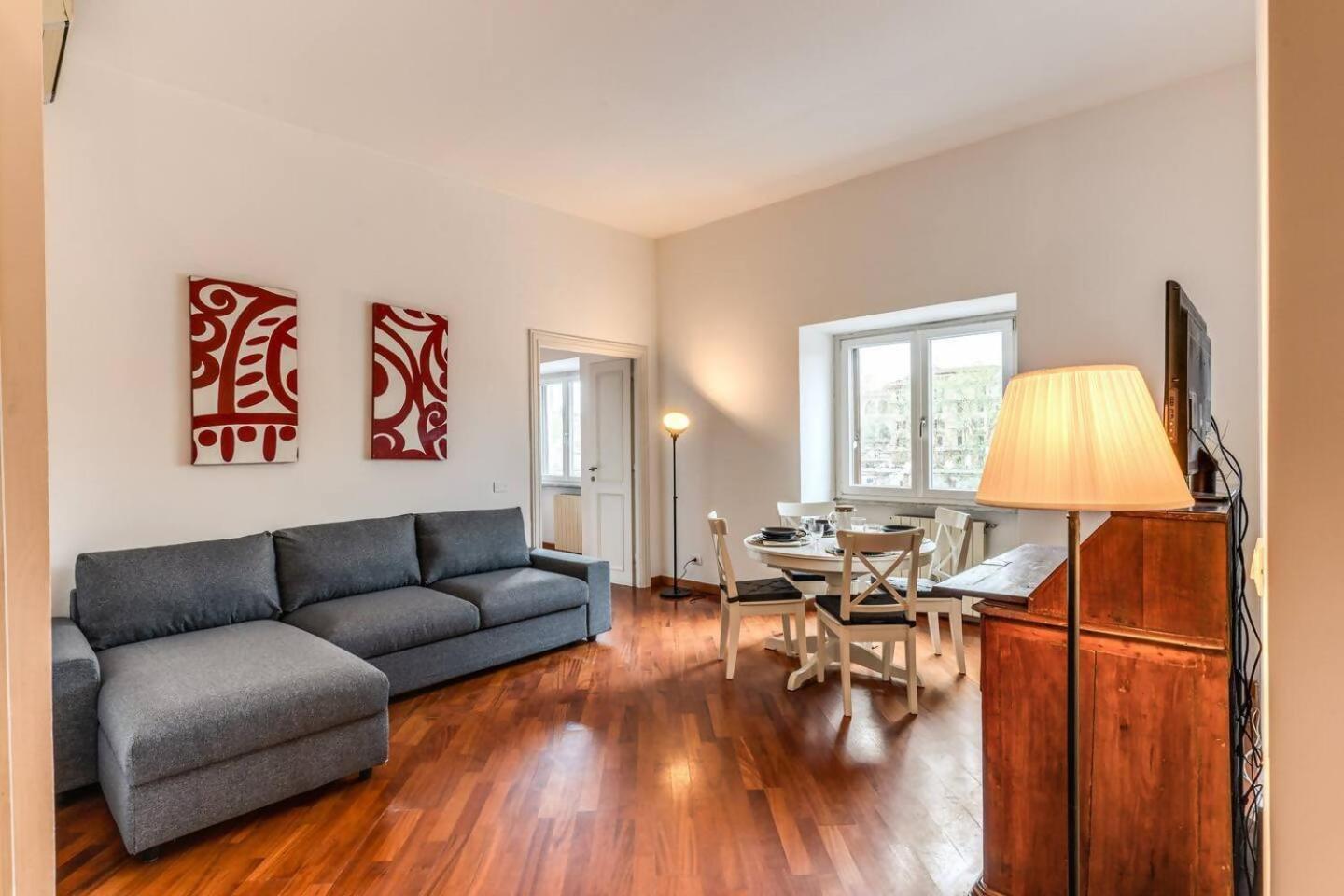 Splendid Flat On The Tiber River Rzym Zewnętrze zdjęcie